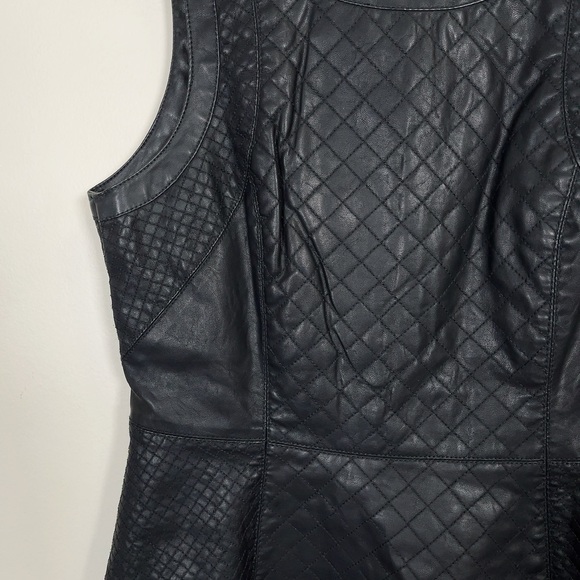 TOPSHOP | FAUX LEATHER SLEEVELESS DRESS - Picture 7 of 13